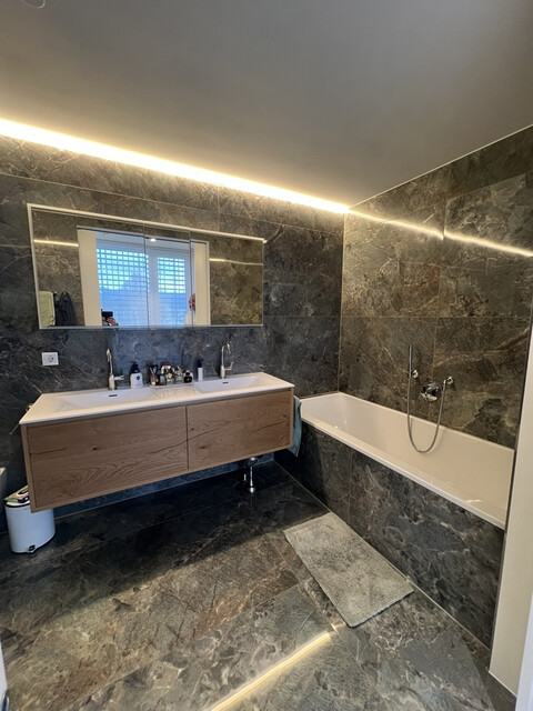 Exklusives Penthouse mit großer Sonnenterrasse, Hard