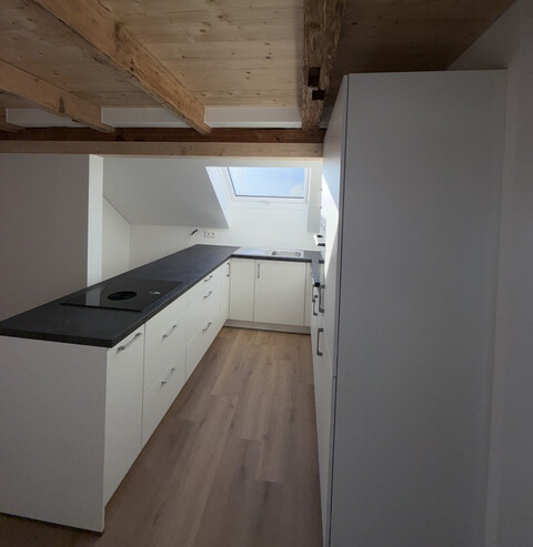 Neue Dachgeschosswohnung mit Charme in Dreiparteienhaus in Feldkirch/ Nofels