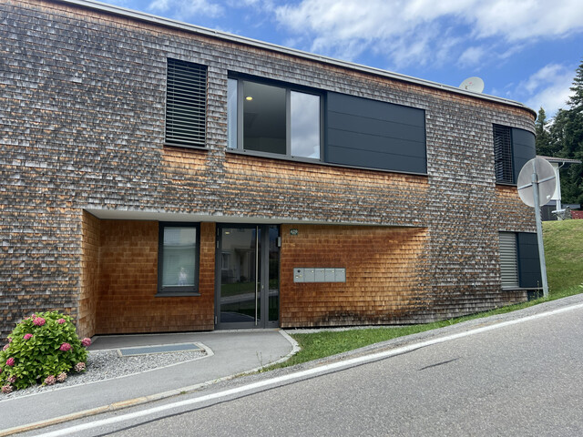 Einzigartig: stilvolle 3-Zimmer-Wohnung in Bildstein-Farnach mit Terrasse und Weitblick!