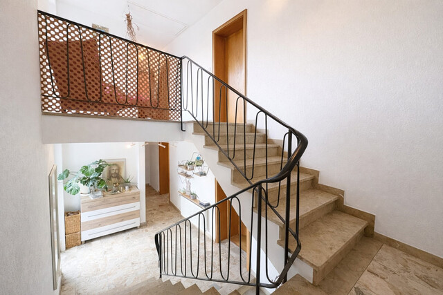 Stilvolles Einfamilienhaus mit Landhaus-Charakter in Tosters