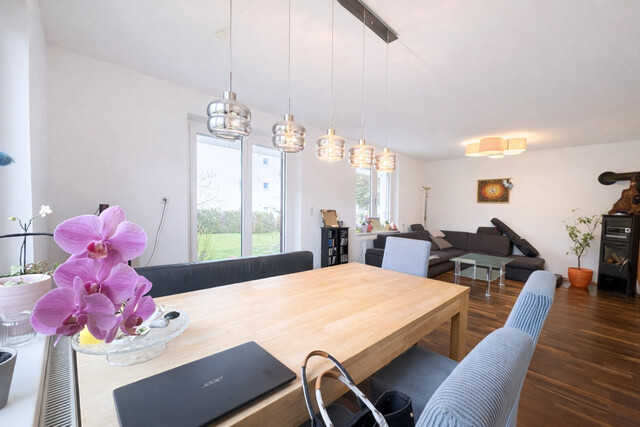 Stilvolles Einfamilienhaus mit Landhaus-Charakter in Tosters