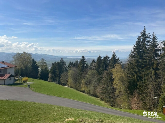 Panorama-Grundstück in Bildstein