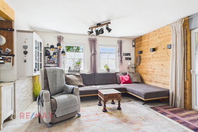 Großzügiges Einfamilienhaus mit Traumgarten in idyllischer Ruhelage in Meiningen zum wohlfühlen!