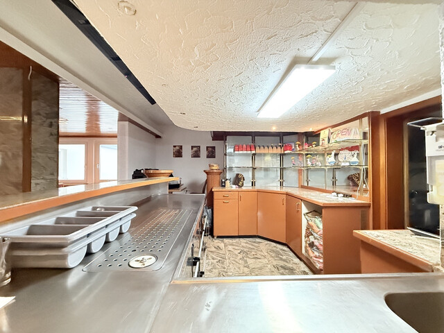 Investmentobjekt  |  Bregenz  |  5 Wohnungen  | Geschäftslokal