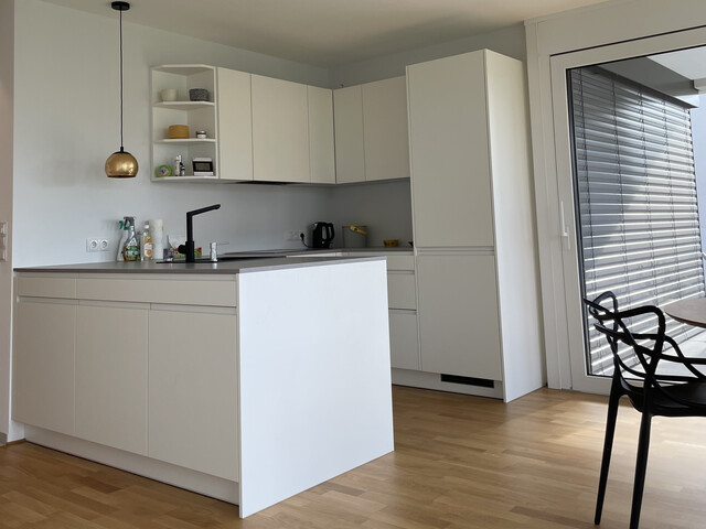 Schöne helle 3-Zimmer-Wohnung (provisionsfrei)