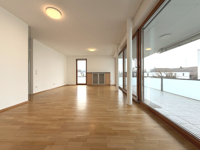 Ruhige 2-Zimmer-Wohnung mit grossem Balkon in Hard