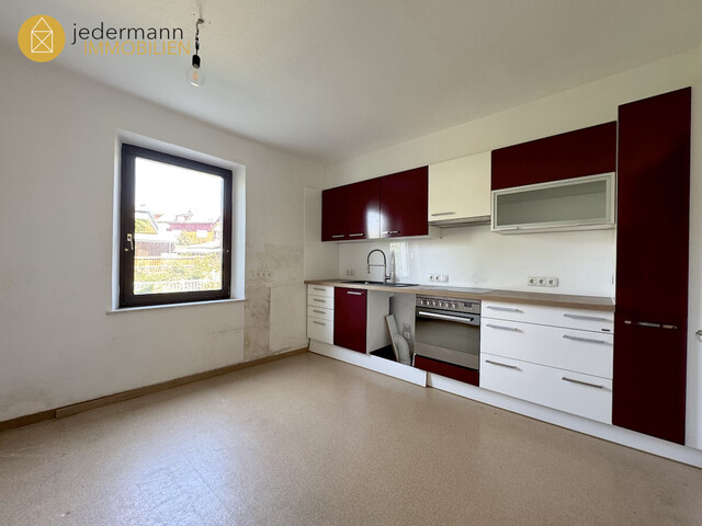 GÖTZIS: CHARMANTES WOHNHAUS MIT GROSSEM GRUNDSTÜCK UND ATTRAKTIVEM ENTWICKLUNGSPOTENZIAL