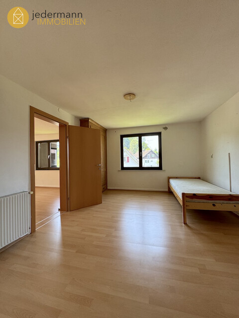 GÖTZIS: CHARMANTES WOHNHAUS MIT GROSSEM GRUNDSTÜCK UND ATTRAKTIVEM ENTWICKLUNGSPOTENZIAL