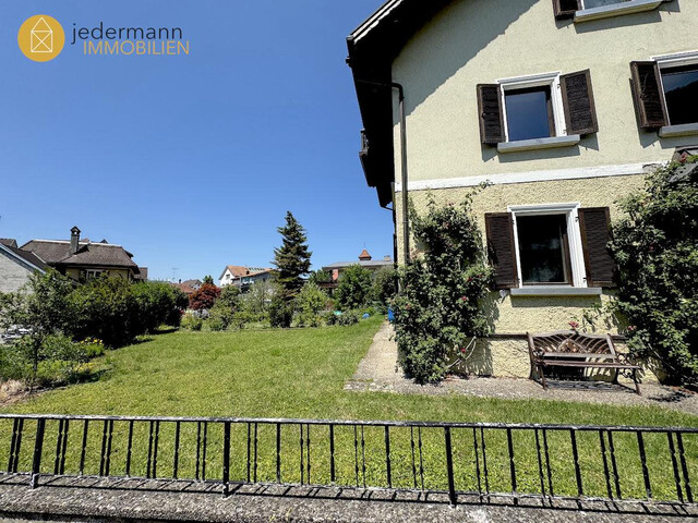 GÖTZIS: CHARMANTES WOHNHAUS MIT GROSSEM GRUNDSTÜCK UND ATTRAKTIVEM ENTWICKLUNGSPOTENZIAL