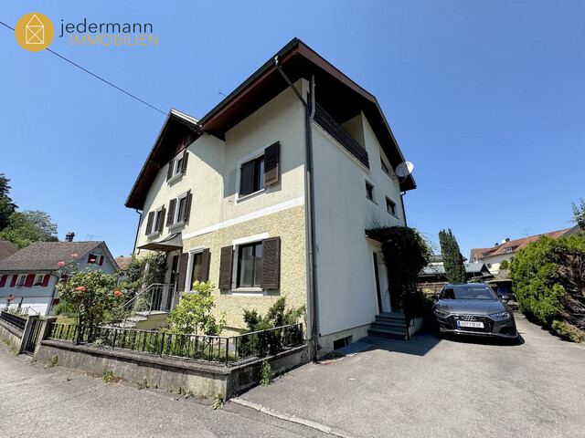 GÖTZIS: CHARMANTES WOHNHAUS MIT GROSSEM GRUNDSTÜCK UND ATTRAKTIVEM ENTWICKLUNGSPOTENZIAL