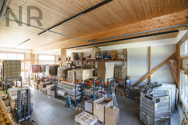 Repräsentative Gewerbehalle in Dornbirn – Moderne Architektur mit
hervorragender Anbindung