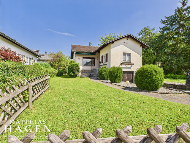 Grundstück mit Altbestand in toller Wohnlage