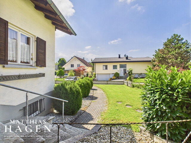 Grundstück mit Altbestand in toller Wohnlage