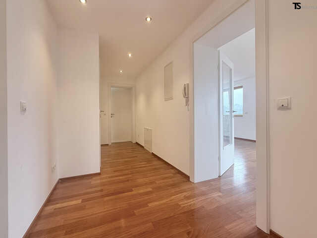 Ludesch: Haus mit Weitblick – Platz für eine oder mehrere Familien in sonniger Hanglage