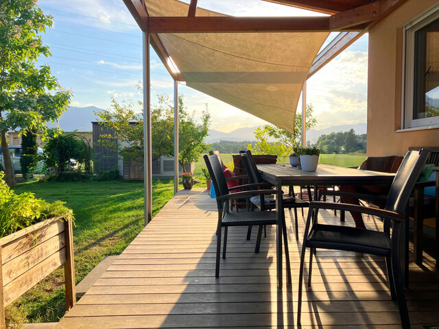 Gartentraum! Neuwertiges Einfamilienhaus mit tollem Garten in idyllischer Lage