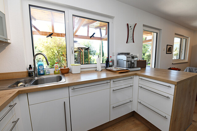 Gartentraum! Neuwertiges Einfamilienhaus mit tollem Garten in idyllischer Lage