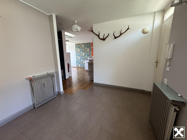 Außergewöhnliche Maisonettewohnung mit Tiefgaragenplatz