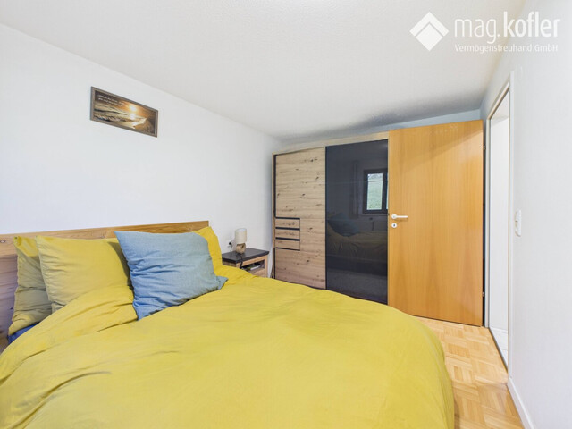 Schöne 2-Zimmer-Wohnung mit großer Veranda – ideal als Anlage