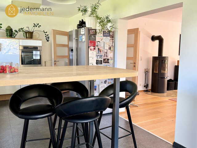 DORNBIRN: CHARMANTES ZUHAUSE MIT HERZ! LIEBEVOLL SANIERTES HAUS IM ROHRBACH.