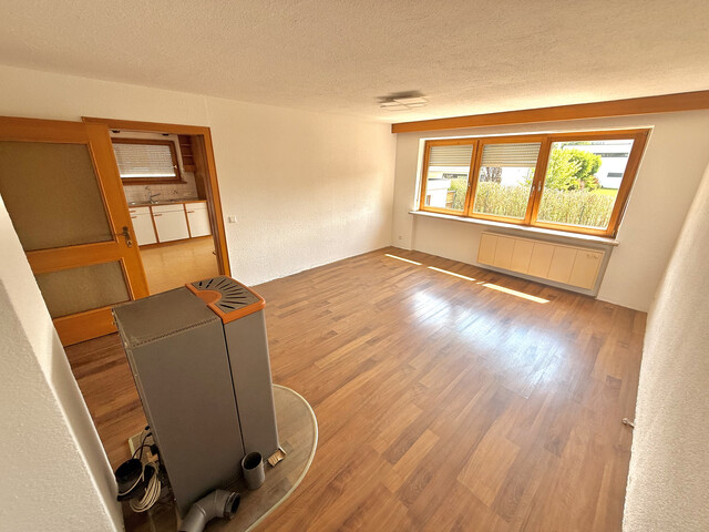 ... renovierungsbedürftige 3-Zimmer-Wohnung zu verkaufen