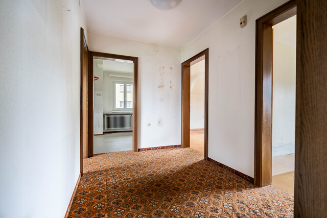 Für Handwerker mit Ausbauqualitäten - Wohnhaus mit 2 Wohnungen und zusätzlichem Bauplatz