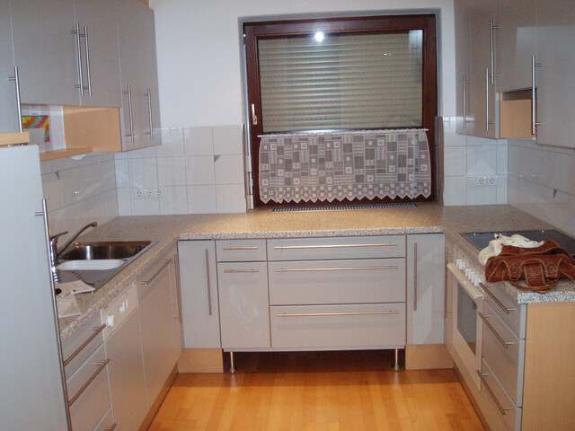 Feldkirch-Tosters: sehr schöne, große  2 ½-Zimmerwohnung  (66 m²) mit Balkon und TG-Platz