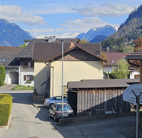 Altes Wohnhaus mit 4 vermieteten Kleinwohnungen in Nenzing zu verkaufen