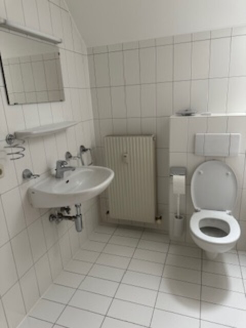 Geräumige Wohnung mit Parkplatz, Abstellraum und Fahrradabstellplatz in Top-Lage!