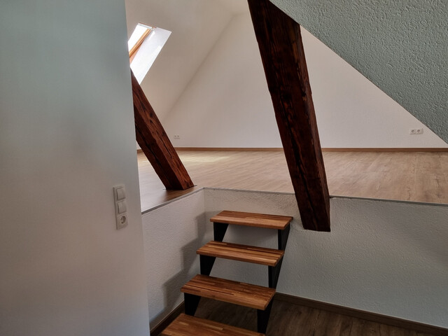 Exklusives Wohnen über der Altstadt: 70 m² Einraumwohnung  – neu renoviert – ein einmalgies Wohnerlebnis!