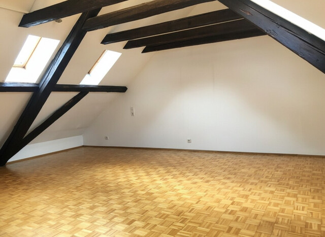 Altstadt-Charme: Gemütliche 2-Zimmer-Maisonettewohnung im Herzen von Feldkirch zu vermieten!