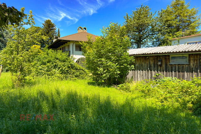 Romantische Villa aus Dornröschenschlaf erwacht