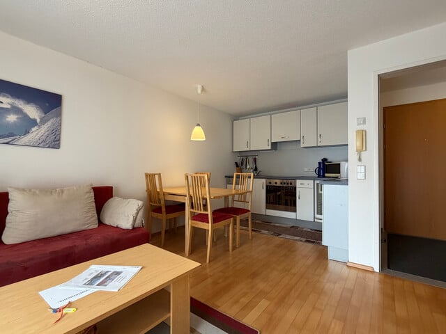 Sehr selten! Gewidmete, sonnige 2-Zimmer-Ferienwohnung - sofort nutzbar