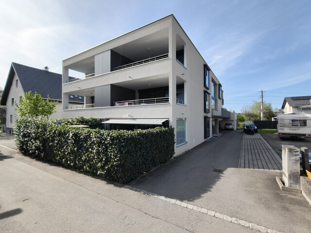 Sehr gepflegte und familienfreundliche 4 Zimmer Wohnung in Feldkirch  - ab sofort einzugsbereit!