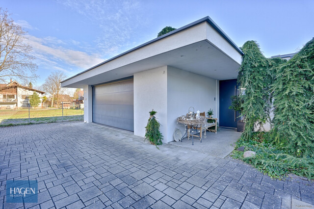 Stilvolle Eleganz trifft höchsten Wohnkomfort – Bungalow in Lustenau