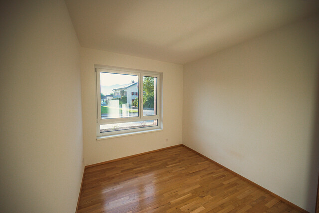 Hochwertige, Moderne und sehr helle 4-Zimmer-Wohnung in zentraler Lage