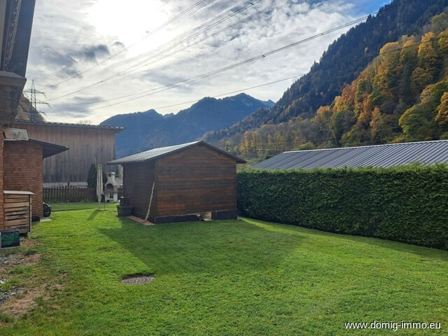Schöne 3-Zimmer-Wohnung mit Wintergarten und Grünfläche in sonniger Ruhelage von St. Gallenkirch