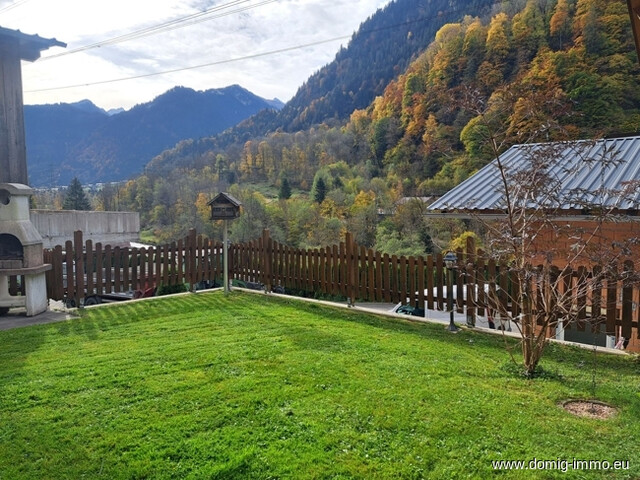 Schöne 3-Zimmer-Wohnung mit Wintergarten und Grünfläche in sonniger Ruhelage von St. Gallenkirch