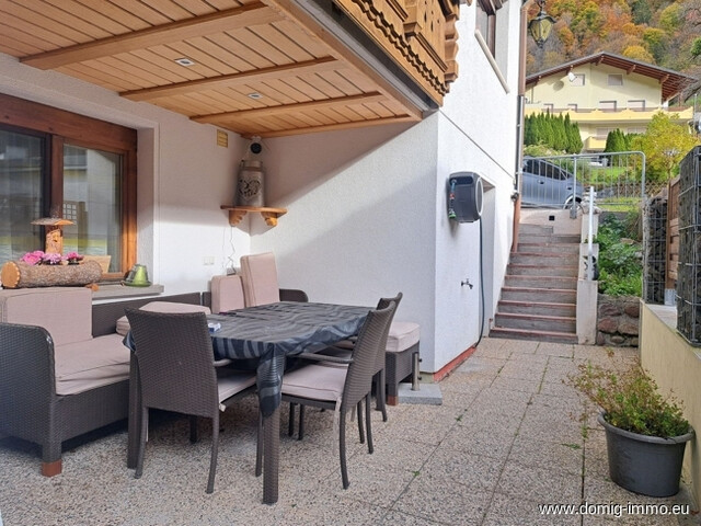 Schöne 3-Zimmer-Wohnung mit Wintergarten und Grünfläche in sonniger Ruhelage von St. Gallenkirch