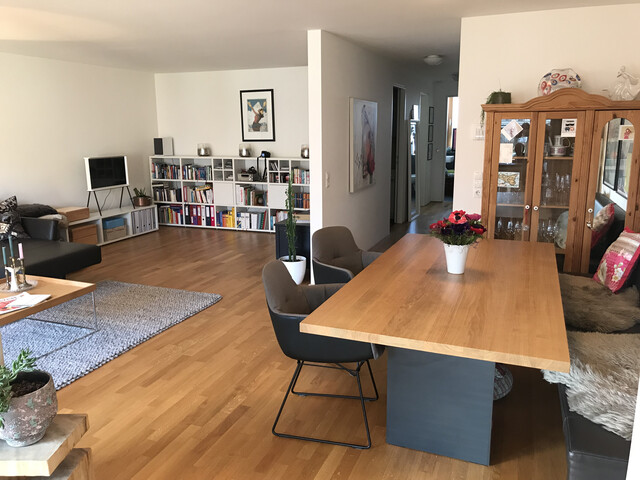 2-Zimmer Wohnung, 1.OG ca. 73 m² mit Balkon