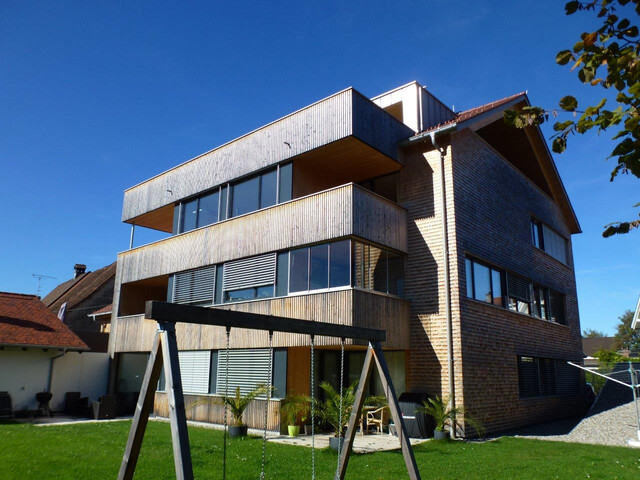 2-Zimmer Wohnung, 1.OG ca. 73 m² mit Balkon