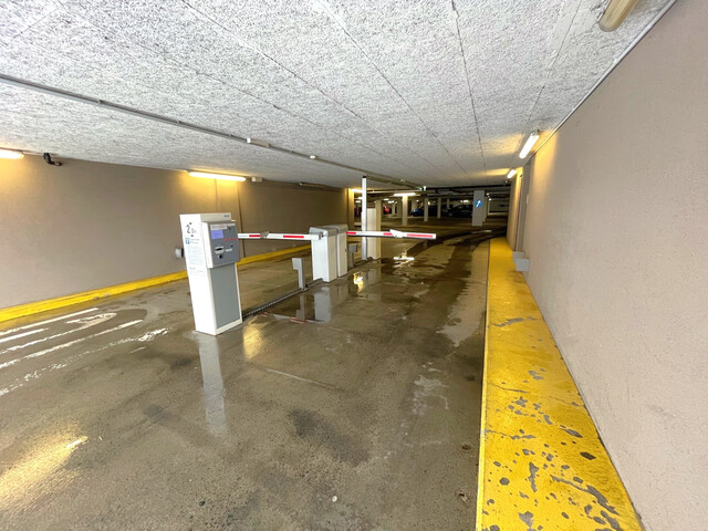 Tiefgaragenplatz zum Kauf in zentraler Lage!