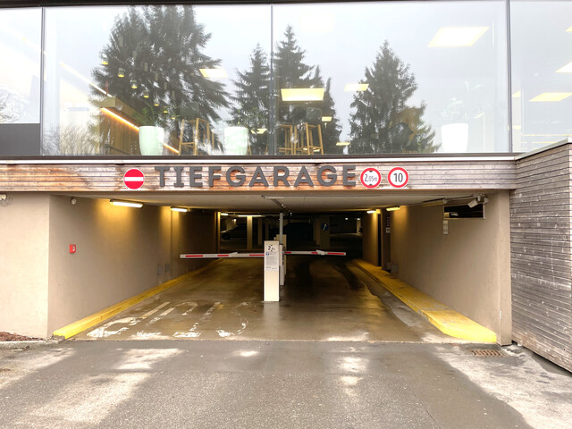 Tiefgaragenplatz zum Kauf in zentraler Lage!