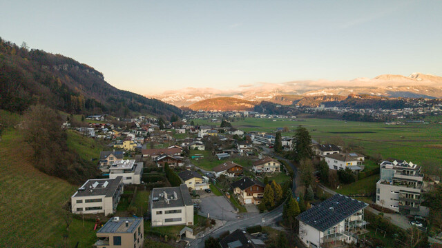 Feldkirch: Moderne 4-Zimmer-Wohnung mit Bergblick und 2 Tiefgaragenplätzen!