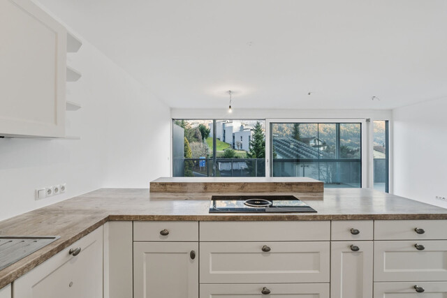 Feldkirch: Moderne 4-Zimmer-Wohnung mit Bergblick und 2 Tiefgaragenplätzen!