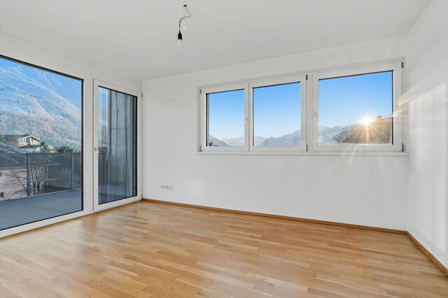 Feldkirch: Moderne 4-Zimmer-Wohnung mit Bergblick und 2 Tiefgaragenplätzen!