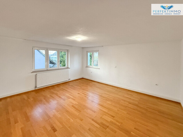 Große 3-Zimmer-Wohnung mit Terrasse