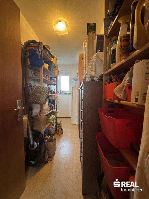 Gepflegtes Zweifamilienhaus in unschlagbarer Lage!