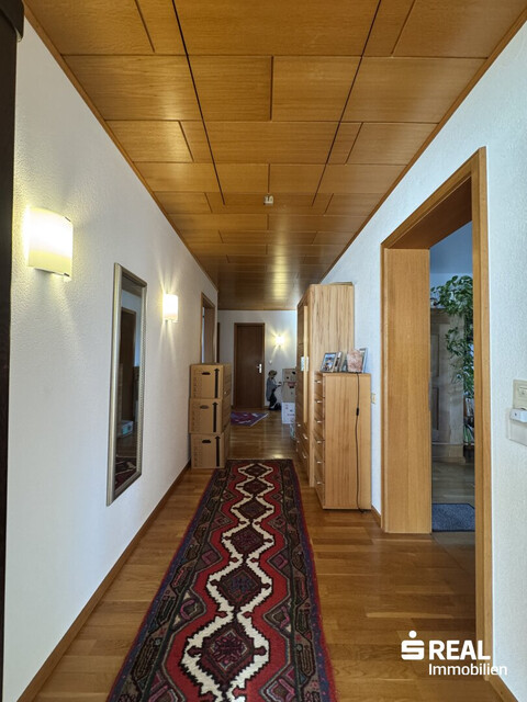 Gepflegtes Zweifamilienhaus in unschlagbarer Lage!