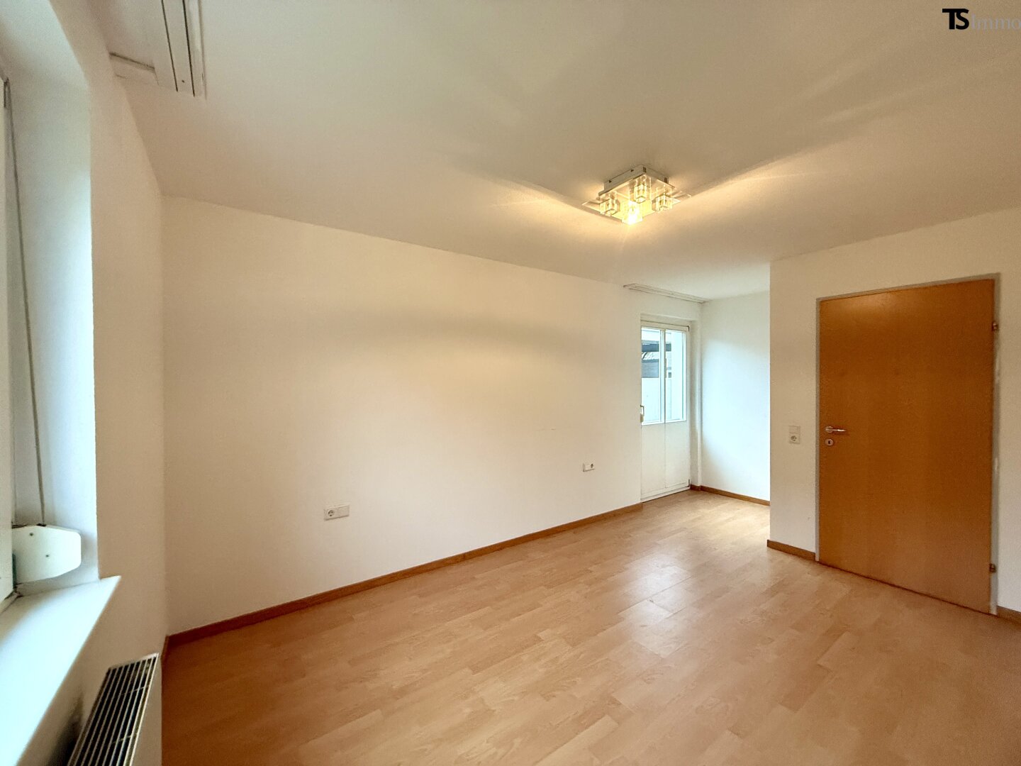 Tosters: 3-Zimmer Garten-Wohnung mit ca. 74 m² Wohnfläche - Garten ca. 115 m2 und Terrasse