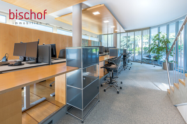 Großzügiges Geschäftslokal im Zentrum